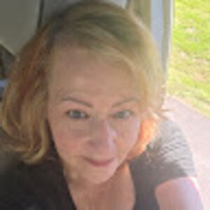 Meet your Posher, Renee